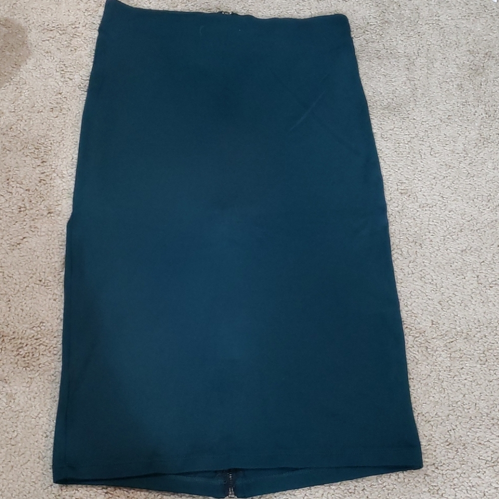 Skirt - Picture 2 of 2